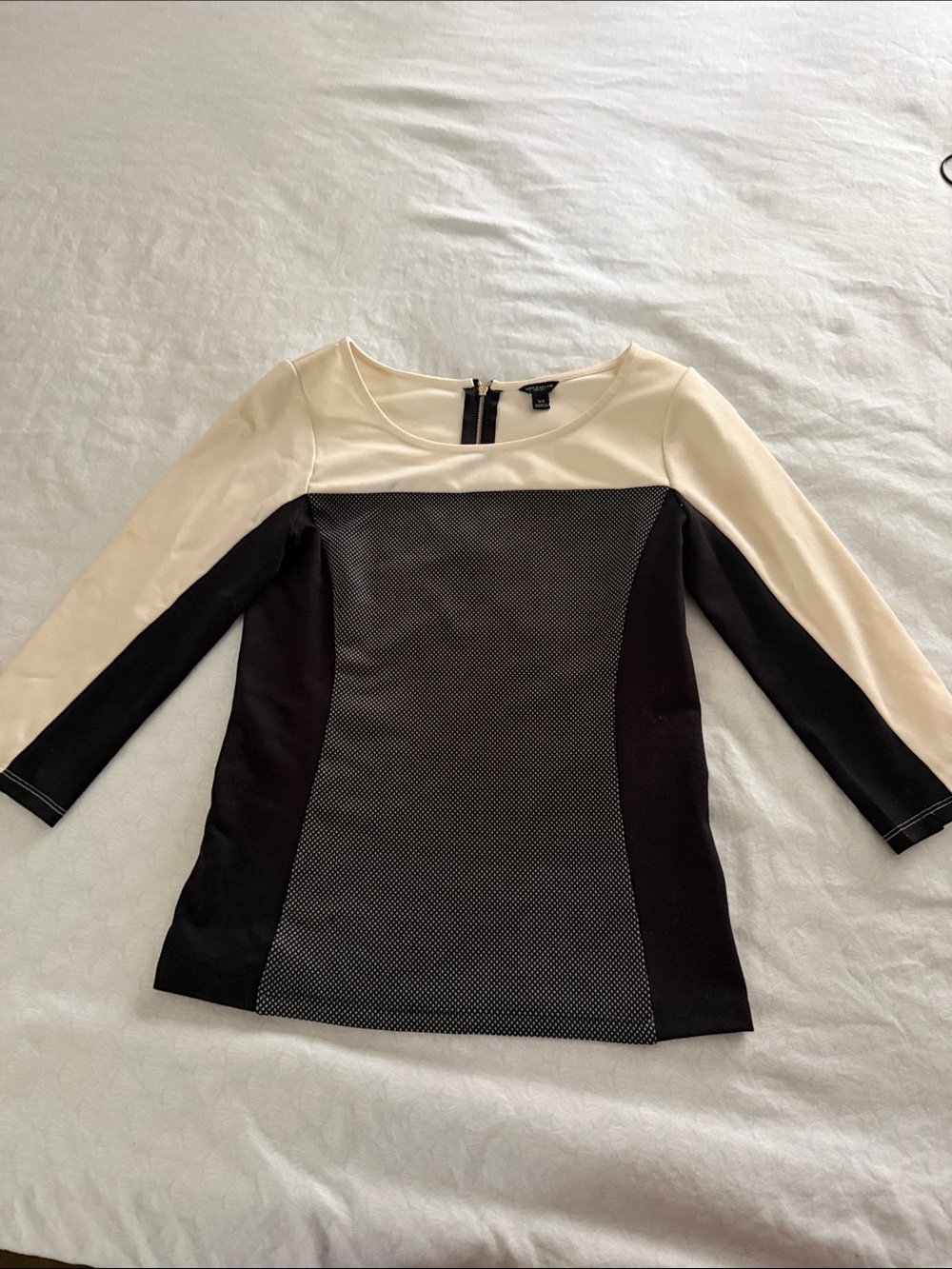 Ann Taylor Black and Cream Colorblock Long Sleeve Top